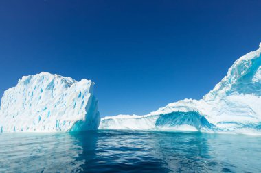 Antartika'da buz buzdağı Okyanusu ile
