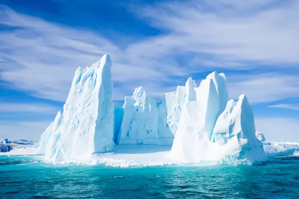 Icebergs Sur Lac — Photo