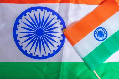 Hindistan bayrağının arka planında Hindistan bayrağı