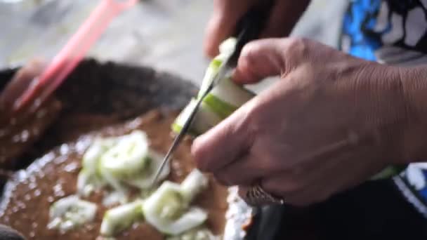 Beredning Rujak Petis Rujak Petis Traditionell Mat Från Java Gjord — Stockvideo