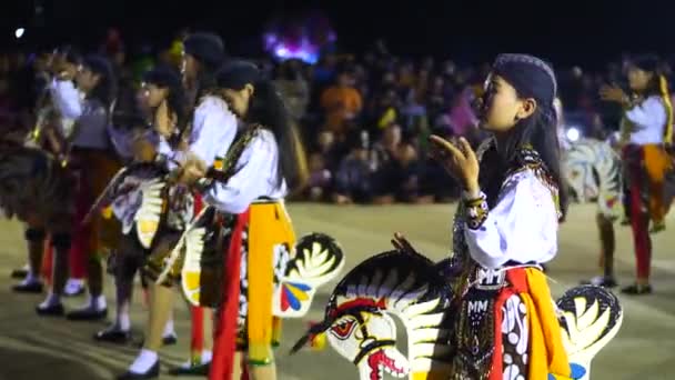 Таракан Индонезия Августа 2022 Года Артист Исполняет Джарананские Музыкальные Танцоры — стоковое видео