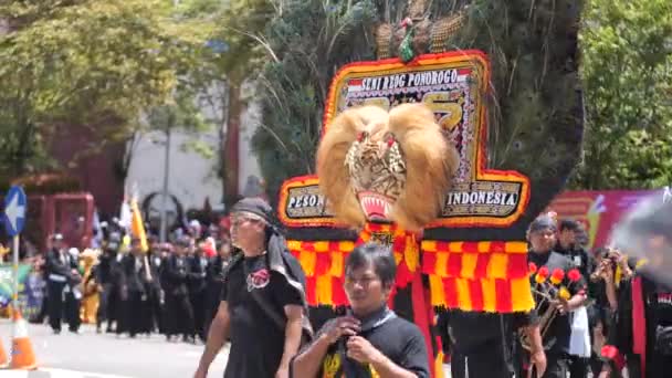Tarakan Indonésia 2022 Comunidade Reog Ponorogo Começa Desfile Cultural Celebração — Vídeo de Stock
