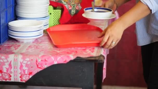 Vendedor Preparando Coto Makassar Sopa Carne Traditonal Coto Makassar Comida — Vídeo de Stock