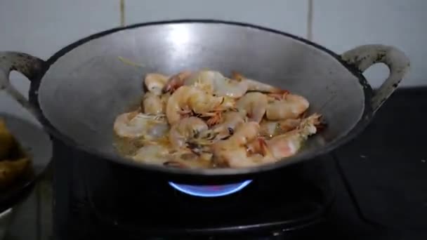 Close Shrimps Being Fried Oil Pan — Stock Video