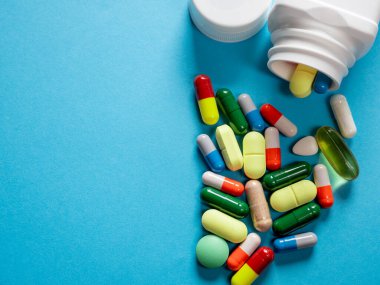 Haplar, farklı renkler, seçici odaklı..