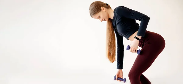 Slender Female Perfect Body Shape Doing Regular Workout Sport Equipment — Stock Photo, Image