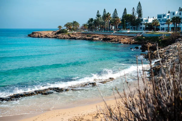 Populair Toeristisch Resort Met Prachtige Natuur Helderblauwe Zee Ayia Napa — Stockfoto