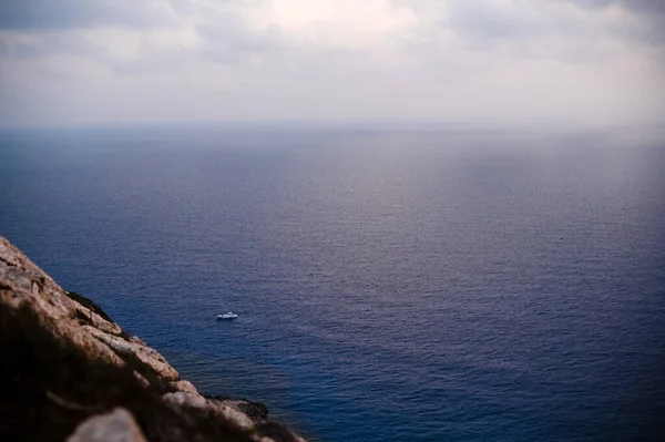 Endless Calm Mediterranean Sea Connecting Horizon Cloudy Evening Sky Picturesque — стоковое фото