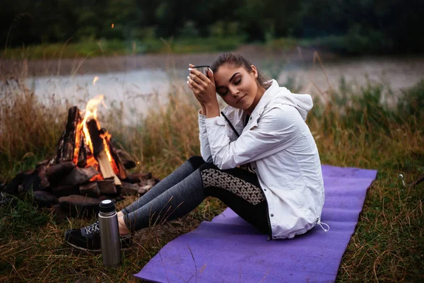 Travel Tourism Camping Young Calm Woman Tourist Beautiful Nature Landscape — Fotografia de Stock