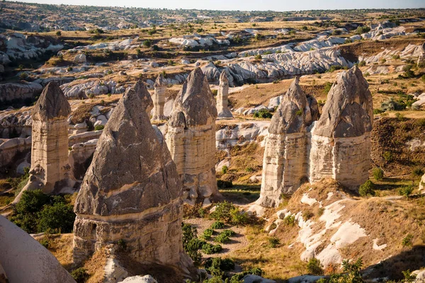 Úžasný Výhled Město Goreme Holubí Údolí Cappadocia Zajímavé Kameny Formě — Stock fotografie
