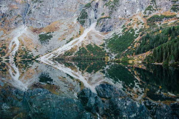 Paisagem Natural Incrível Nas Montanhas Vidoeiro Rochoso Lago Morskie Oko — Fotografia de Stock