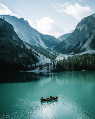 İtalya 'da dinamit manzarası ve renkler