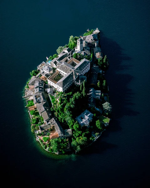 stock image Italian island in a cute lake near of Milan