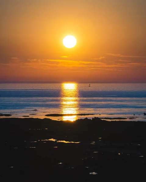 Auringonlasku Valo Bretagne Ranska — kuvapankkivalokuva