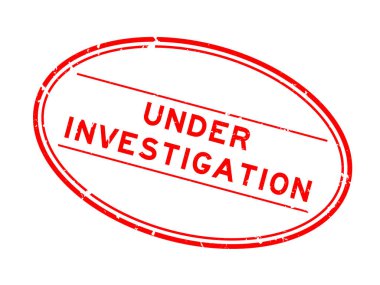 Grunge kırmızı soruşturma altında oval kauçuk mühür damgası beyaz arka planda