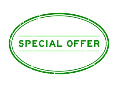 Grunge yeşil özel indirim kelime oval lastik mühür damgası beyaz arka plan üzerinde