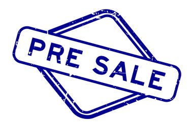 Grunge blue satış öncesi kelime beyaz arka planda lastik mühür