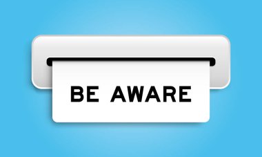 Kelimesi kelimesine beyaz kupon pankartı mavi arkaplandaki makineden dikkat edin