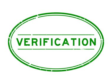 Grunge yeşil doğrulama sözcüğü oval lastik mühür beyaz arka planda