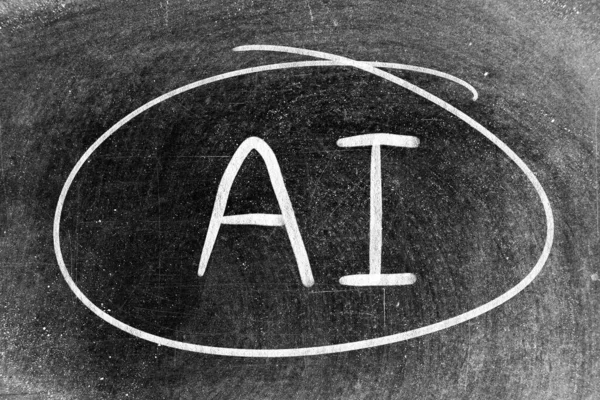 白粉笔手写字Ai 人工智能缩写 和黑板背景上的圆形 — 图库照片