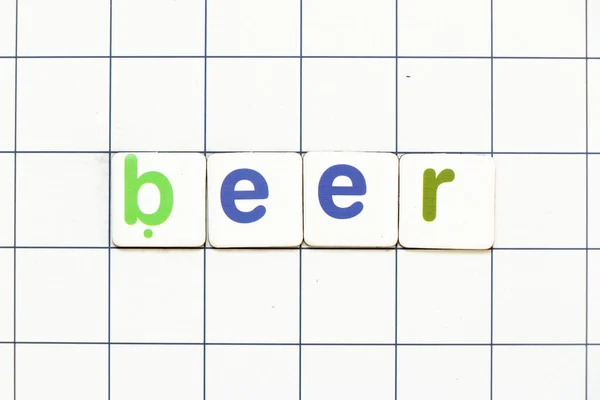 Kleurrijke Tegel Letter Woord Bier Witte Raster Achtergrond — Stockfoto