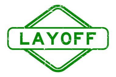 Grunge yeşil işten çıkarma kelimesi beyaz arkaplanda lastik mühür damgası