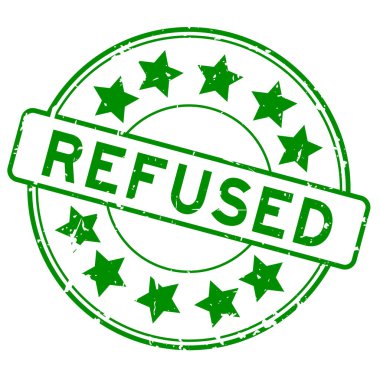 Grunge Green beyaz arka planda yıldız simgesi yuvarlak lastik mühür damgası ile reddedildi