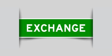 Gri arkaplana eklenmiş kelime değiş tokuşu içeren yeşil renk kare etiketi