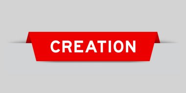 Gri arkaplanda kelime oluşturma ile birlikte kırmızı renk eklendi