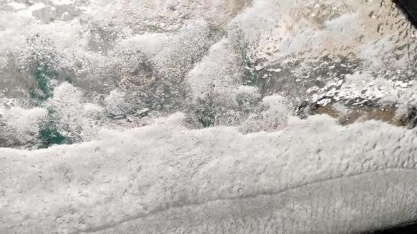 Zimowy Samochód Śniegu Lodzie Mroźnym Deszczu — Wideo stockowe
