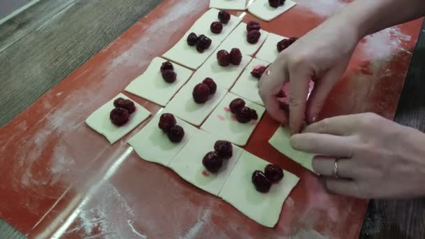 Cook Wraps Cherries Dough Cookies — Stok video