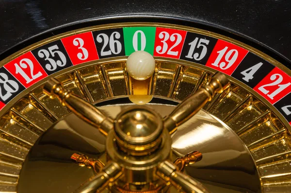 Roulette Wheel Casino Spinning Foto Stock Royalty Free