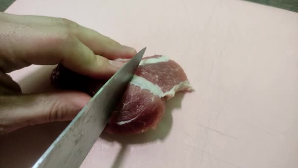 Carne Maiale Cruda Con Coltello Tagliere Preparazione Cottura — Video Stock