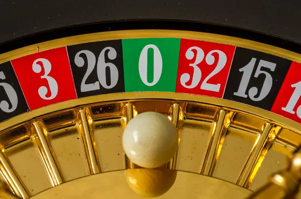 Roulette Hjul Ett Kasino Nummer Noll Vann — Stockfoto