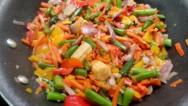 Vegetables Fried Wok Pan — Video Stock