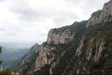 İspanya 'daki dağlarda yolculuk