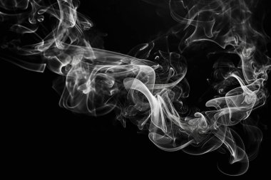 Resim siyah arkaplanda beyaz duman detaylı