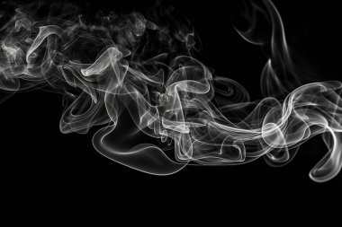 Resim siyah arkaplanda beyaz duman detaylı