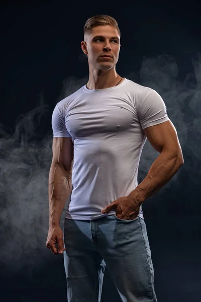 Young Sexy Male Bodybuilder Athlete Studio Portrait Black Loft Smoke — стоковое фото