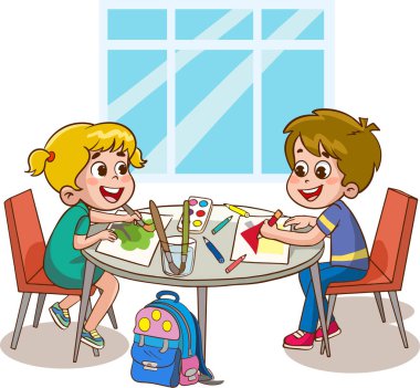  Resim dersinde çizim aktivitesi. Oğlan ve Kız Boya ve kalemlerle Resimler Çiziyor.