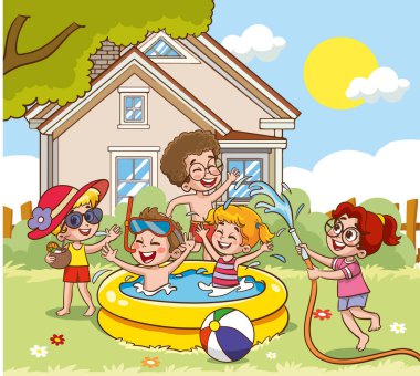 Yaz kampında yüzme havuzunda eğlenen sevimli çocuklar. Çocuklar arka bahçede eğleniyor. Çocuklar açık havuzda oynuyorlar. Su sıçramalı yaz kampı aktiviteleri. Yaz arkaplanı.