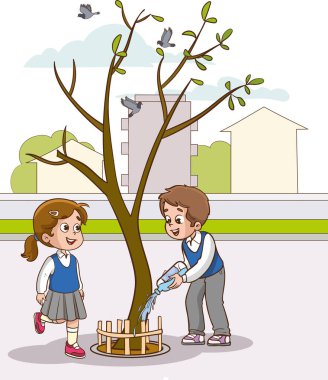 Mutlu küçük çocuklar okul bahçesinde ağaç dikiyorlar, ağacı birlikte suluyorlar.