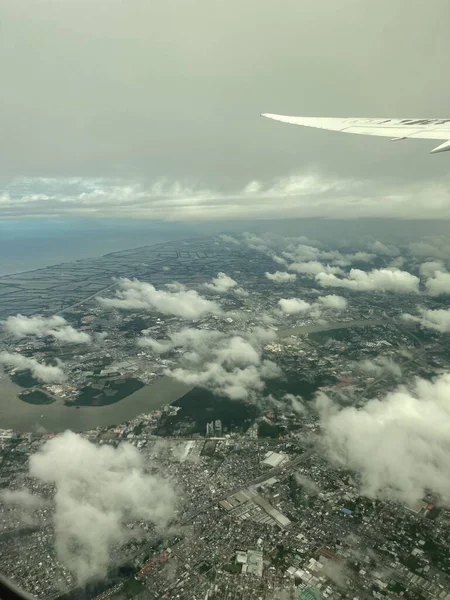 Eine Atemberaubende Aussicht Aus Dem Flugzeug — Stockfoto