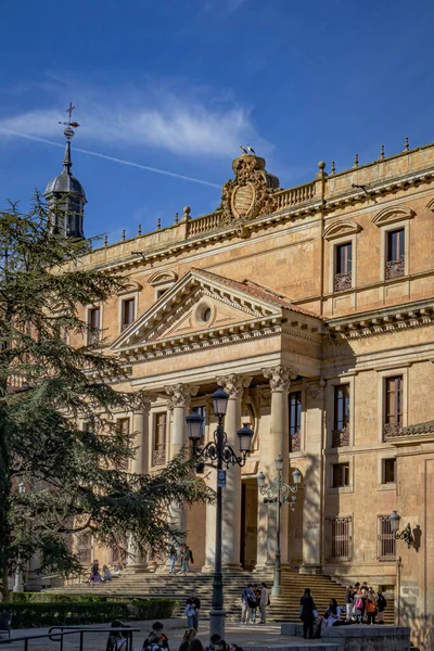 Salamanca Espanha Março 2023 Entrada Faculdade Filologia Encontro Estudantes Cegonhas — Fotografia de Stock