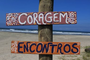 Placa Coragem ve Encontros