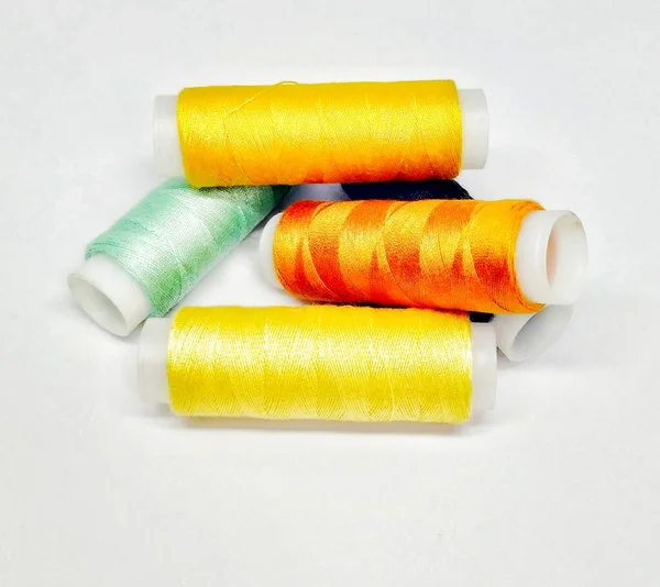 Sewing Thread Yellow Green Yarn Black White Background — Stock Photo, Image