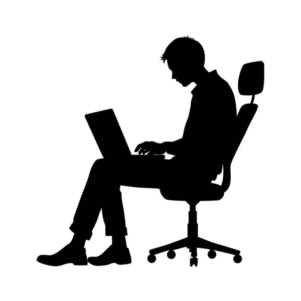 ラップトップ オフィスワーク コンピューティングラップトップに座っている男のシルエット ラップトップでタイプする男のシルエット — ストックベクタ