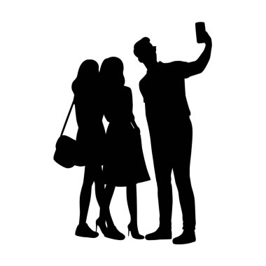 Cep telefonuyla selfie çeken bir grup erkek ve kadın, grup selfie, telefon siluetiyle fotoğraf çeken arkadaşlar.