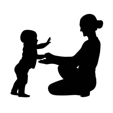 Bebek ilk adımlar. Bebek annesine gider, anne oğluna ilk adım olarak bebek der.