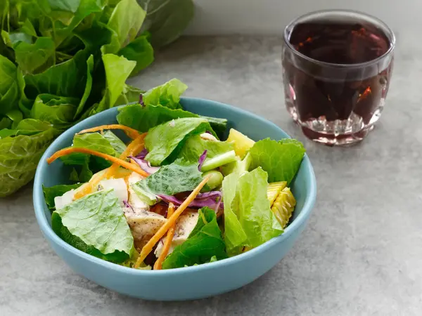 Zesty Green Salad Mayo Tosca Bowl Grey Table — Stock Photo, Image